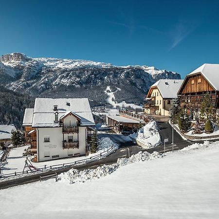Taela Apartments San Cassiano  Bagian luar foto