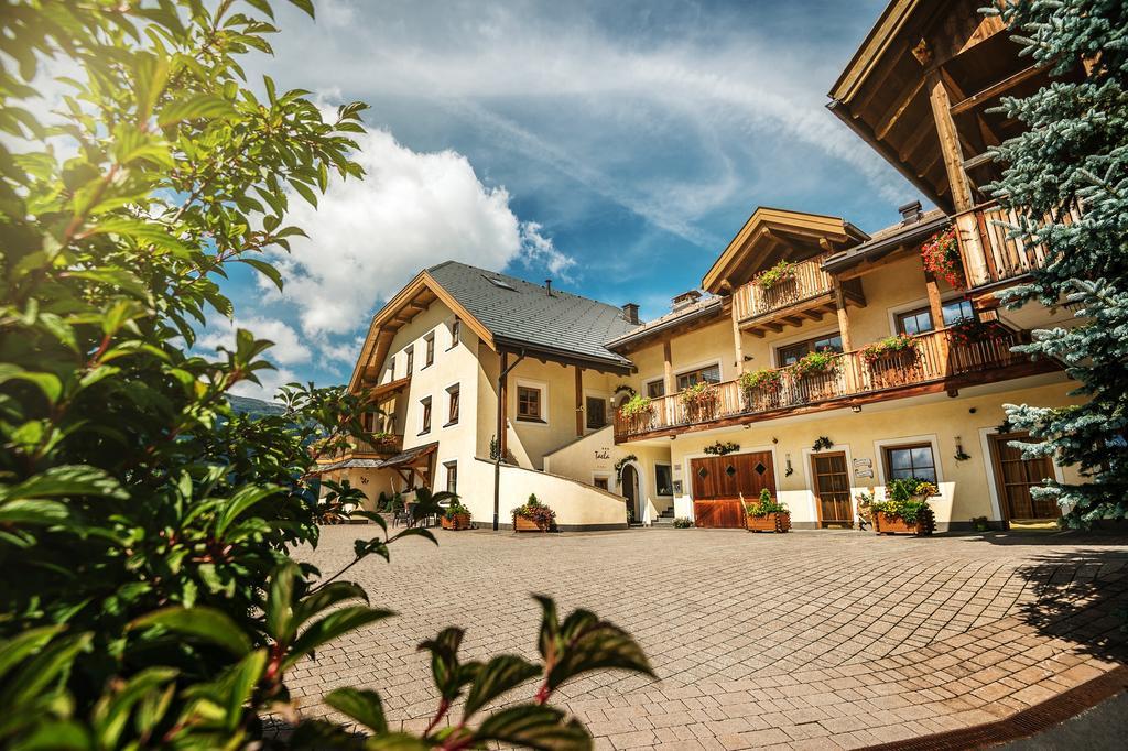 Taela Apartments San Cassiano  Bagian luar foto